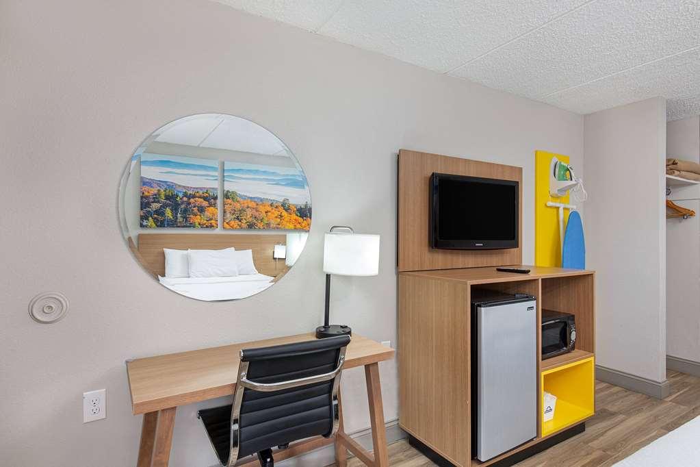 Days Inn By Wyndham Knoxville North Powell Δωμάτιο φωτογραφία
