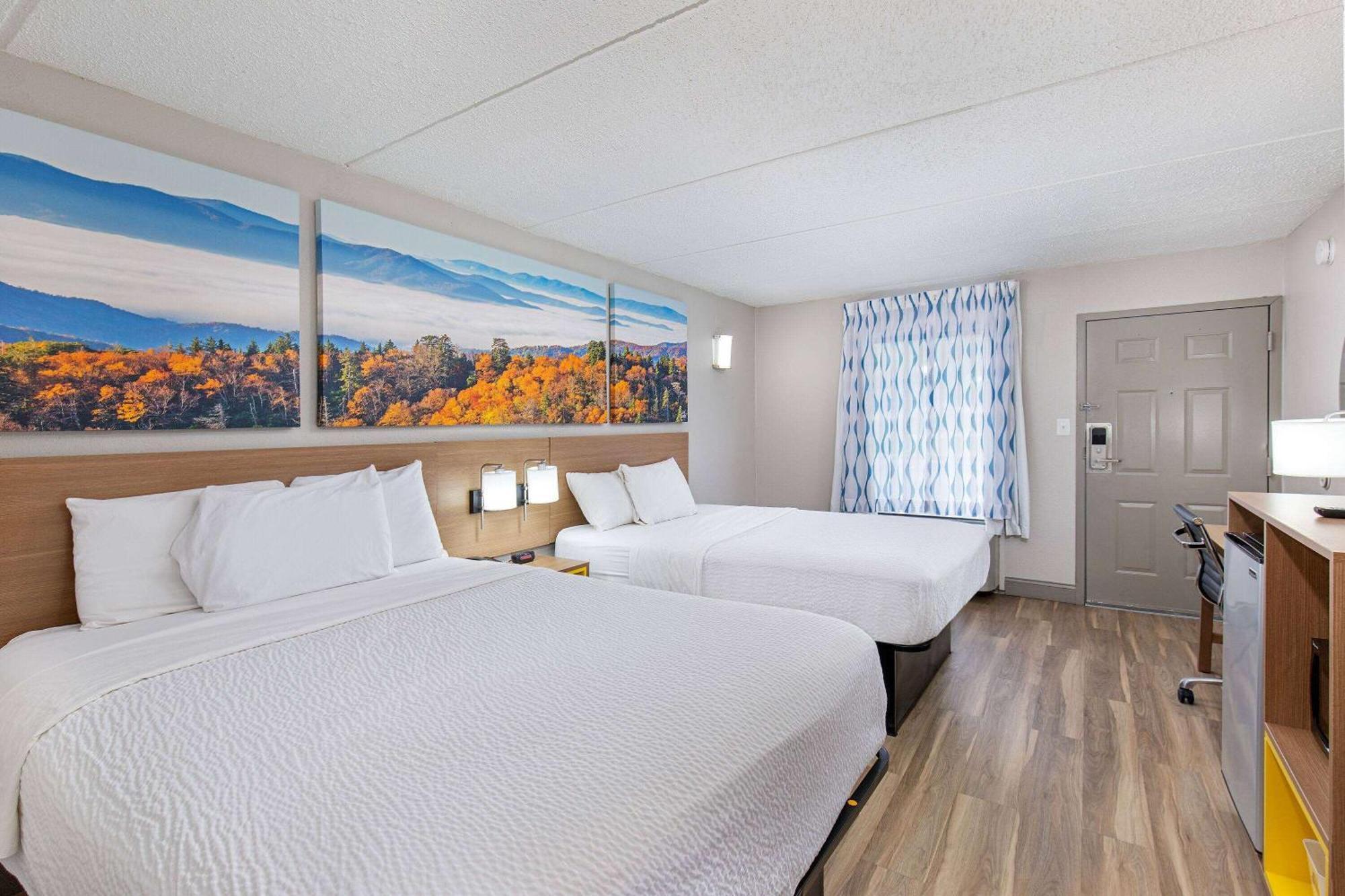 Days Inn By Wyndham Knoxville North Powell Εξωτερικό φωτογραφία