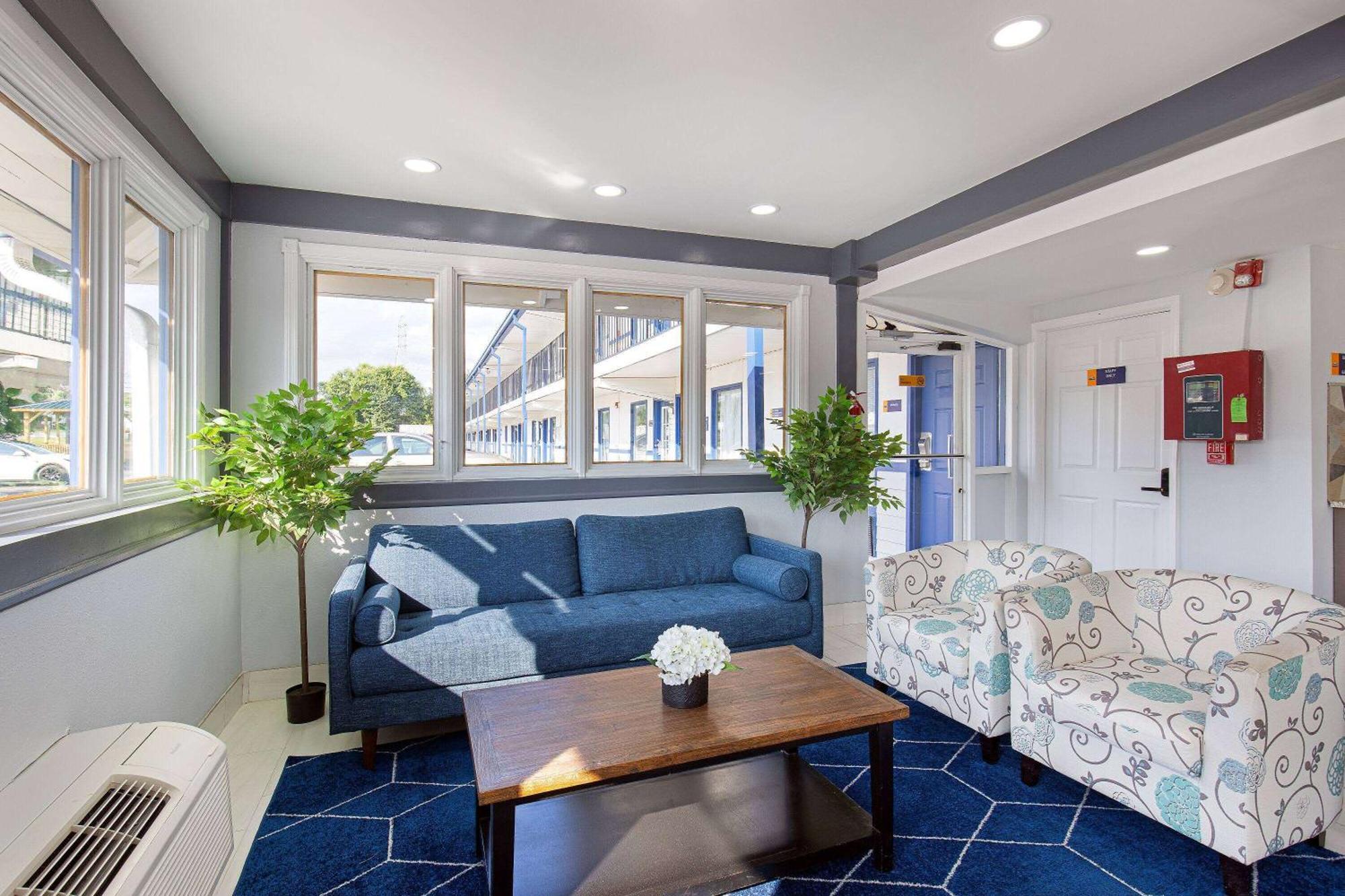 Days Inn By Wyndham Knoxville North Powell Εξωτερικό φωτογραφία
