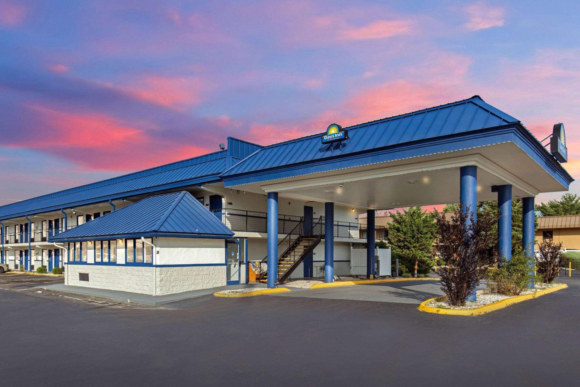 Days Inn By Wyndham Knoxville North Powell Εξωτερικό φωτογραφία