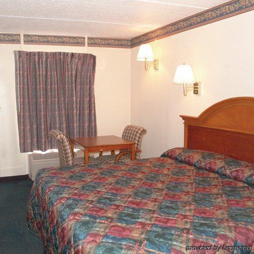 Days Inn By Wyndham Knoxville North Powell Δωμάτιο φωτογραφία